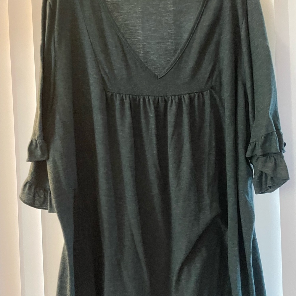 BloomChic Green Relaxed 3/4 Sleeve Tunic
